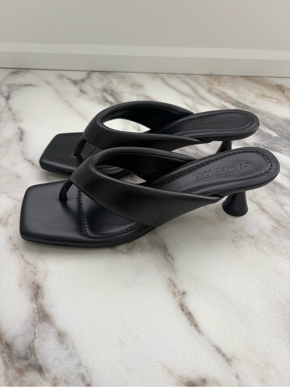 Sandro Black Leather Thong Heeled Sandals Size 40 - Picture 6 of 13